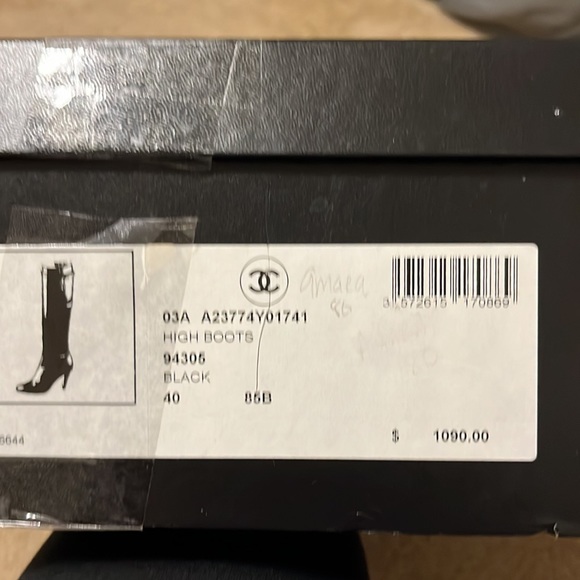 Chanel black velvet boots - Picture 13 of 13